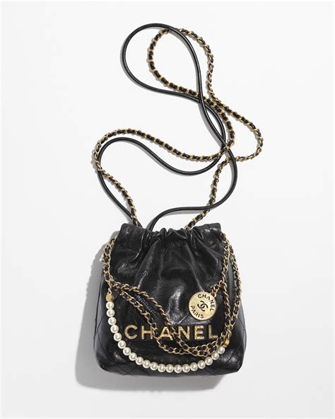 chanel 22 black|chanel 22 bag small price.